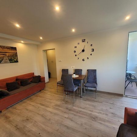 Apartament Centrum - Aleja Swietego Jana Pawla II Kołobrzeg Exteriör bild